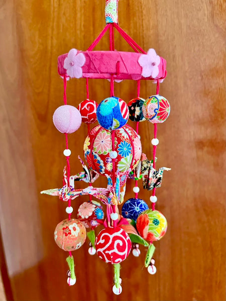 Tsurushi bina　Decoración colgante japonesa artesanal