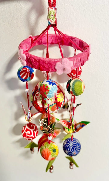 Tsurushi bina　Decoración colgante japonesa artesanal