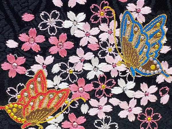 Bandera de nombre (mariposas y flores) 名前旗（小）二蝶　桃糸刺繍