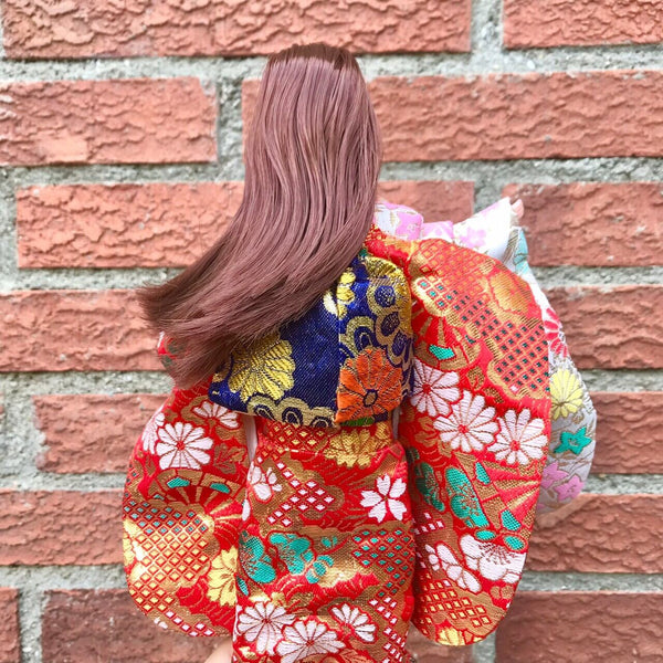 Muñeca con Kimono(Doll with kimono) AKI　あき