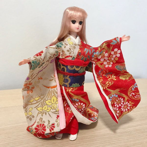 Muñeca con Kimono(Doll with kimono) SAKURA　さくら